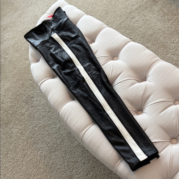 SPANX faux leather stripe leggings - Picture 12 of 13